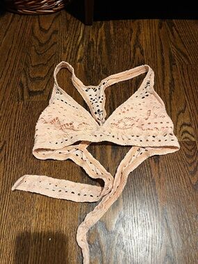 Crochet triangle bikini top